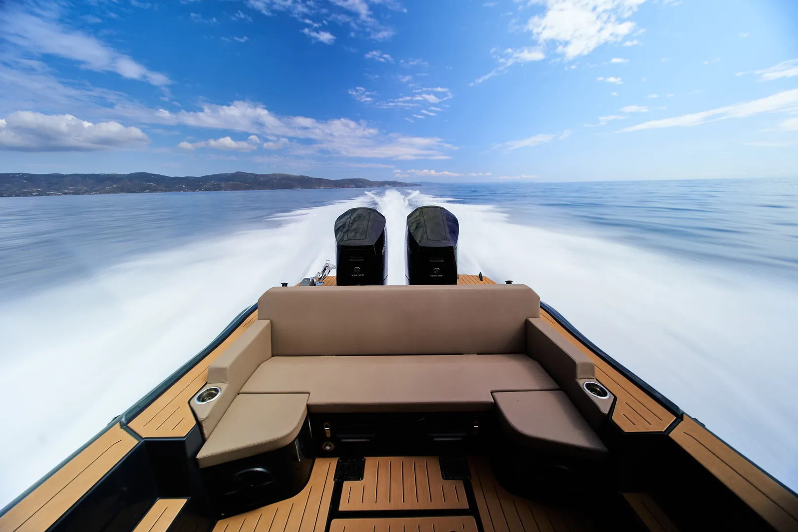 ANDY - Rafnar 40 Cabin Interior